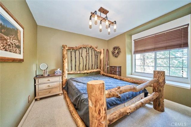 23891 Lakeview, Crestline, CA 92325