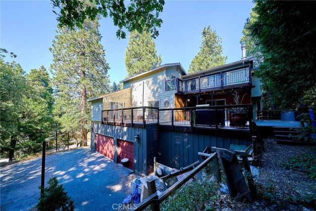 23891 Lakeview, Crestline, CA 92325