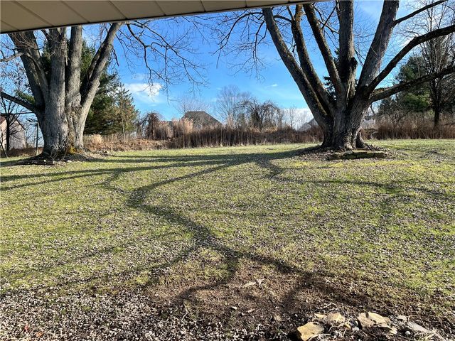 3911 Hickory Hill Rd, Murrysville, PA 15668