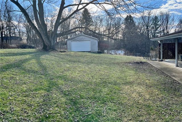 3911 Hickory Hill Rd, Murrysville, PA 15668