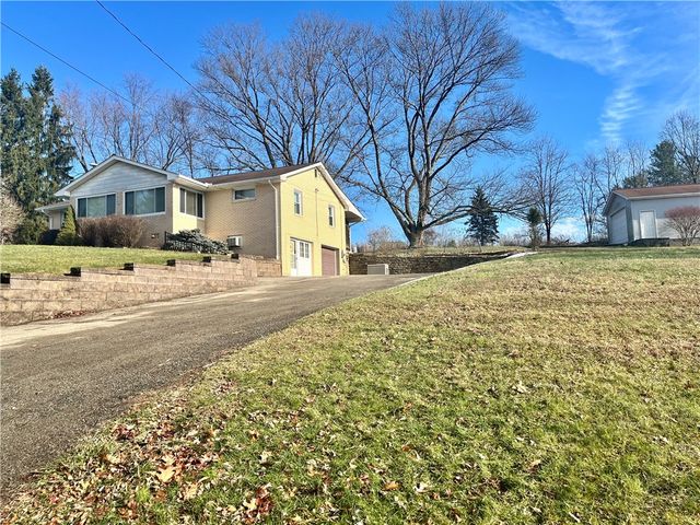 3911 Hickory Hill Rd, Murrysville, PA 15668
