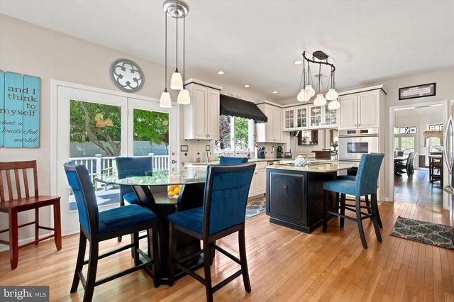 100 LINDA CIR, Downingtown, PA 19335