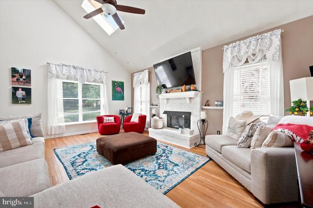 100 LINDA CIR, Downingtown, PA 19335