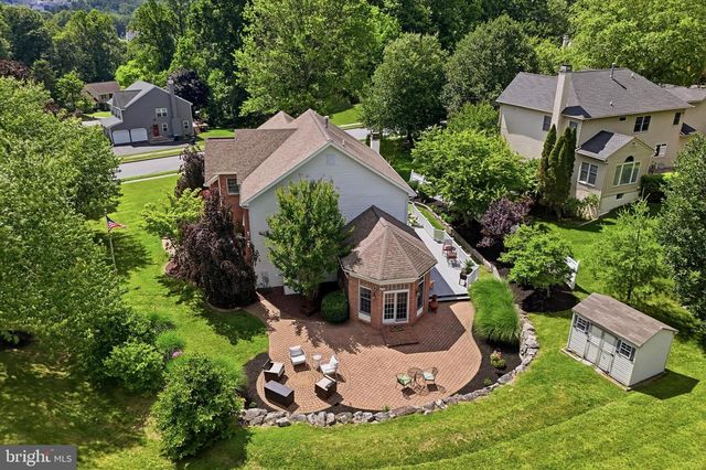 100 LINDA CIR, Downingtown, PA 19335