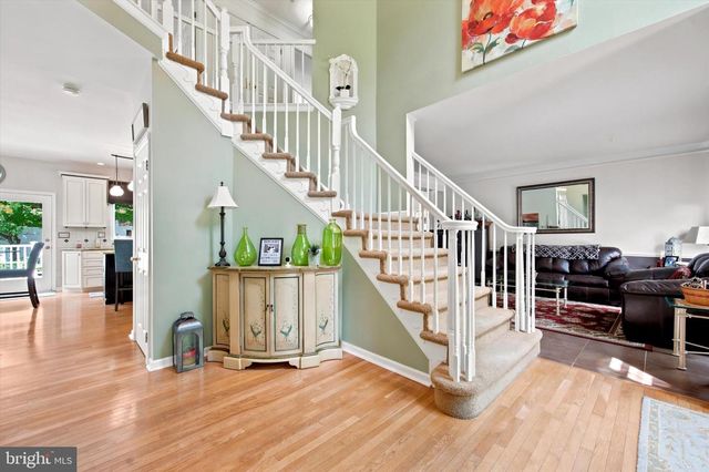 100 LINDA CIR, Downingtown, PA 19335