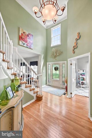 100 LINDA CIR, Downingtown, PA 19335