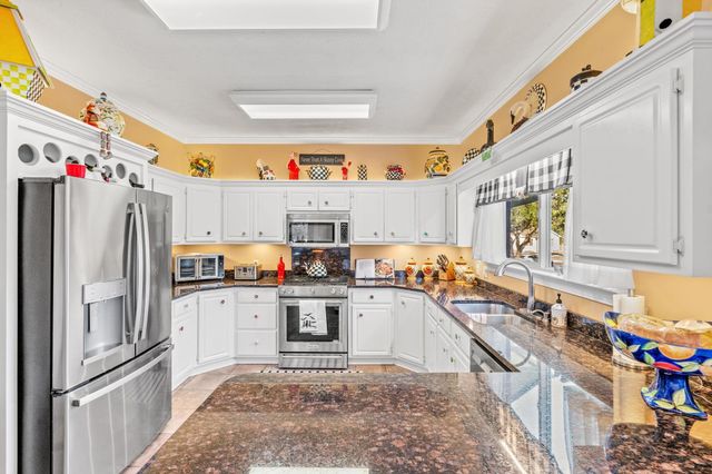 3775 Cedar Creek Dr., Little River, SC 29566