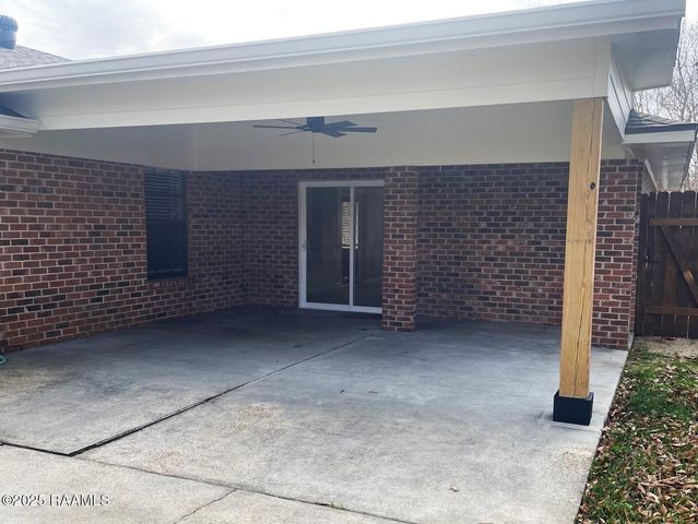 107 Papwood Circle, Lafayette, LA 70503