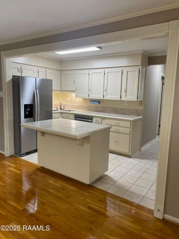 107 Papwood Circle, Lafayette, LA 70503