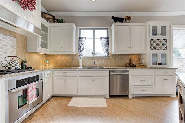 17805 Griffin Gate Drive, Edmond, OK 73012