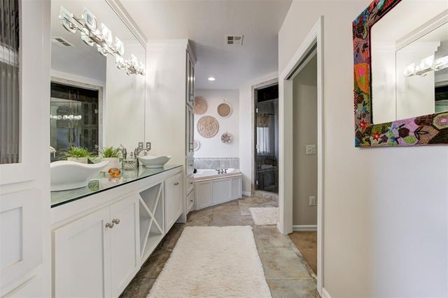 17805 Griffin Gate Drive, Edmond, OK 73012