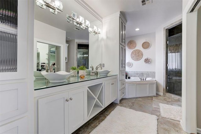 17805 Griffin Gate Drive, Edmond, OK 73012