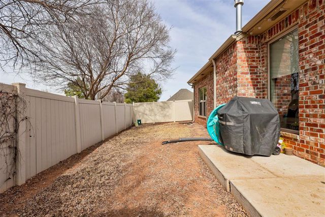 17805 Griffin Gate Drive, Edmond, OK 73012