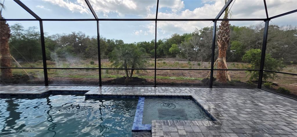 Image 3 of property listing at 19127 SCALLOP LOOP, Bradenton, FL 34211