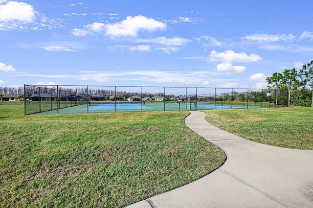 16555 MOSAIC OAR DRIVE, Wimauma, FL 33598