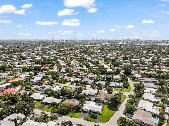 5211 NE 17th Avenue, Fort Lauderdale, FL 33334