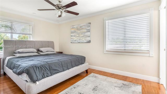 5211 NE 17th Avenue, Fort Lauderdale, FL 33334