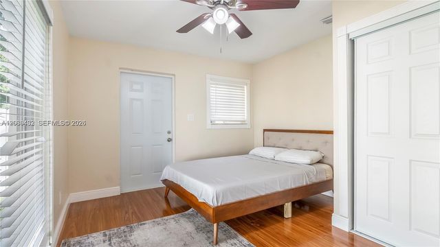 5211 NE 17th Avenue, Fort Lauderdale, FL 33334