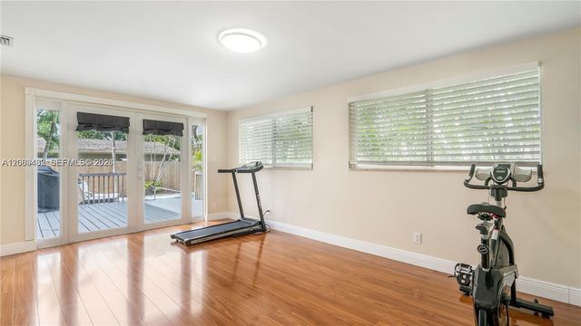 5211 NE 17th Avenue, Fort Lauderdale, FL 33334