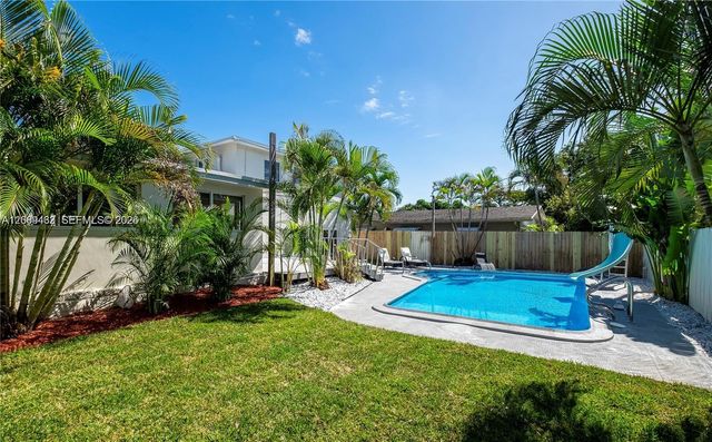 5211 NE 17th Avenue, Fort Lauderdale, FL 33334
