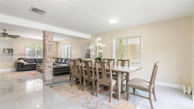 5211 NE 17th Avenue, Fort Lauderdale, FL 33334