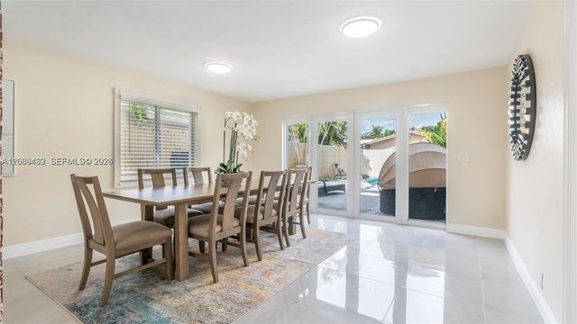 5211 NE 17th Avenue, Fort Lauderdale, FL 33334