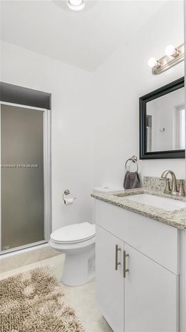 5211 NE 17th Avenue, Fort Lauderdale, FL 33334