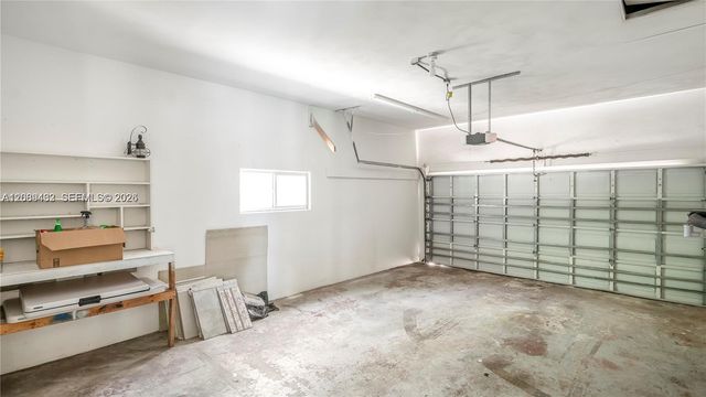 5211 NE 17th Avenue, Fort Lauderdale, FL 33334