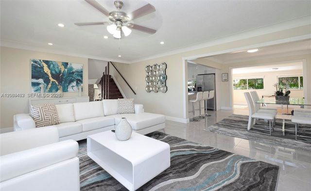 5211 NE 17th Avenue, Fort Lauderdale, FL 33334