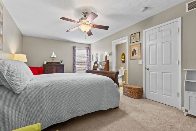 136 Sturbridge Lane, Winchester, KY 40391