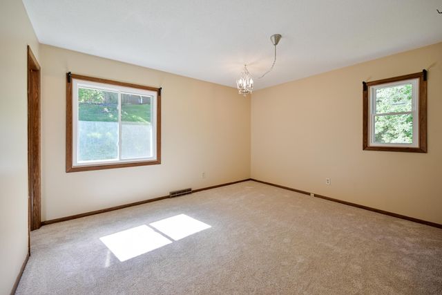 2601 Brookview Drive, Burnsville, MN 55337
