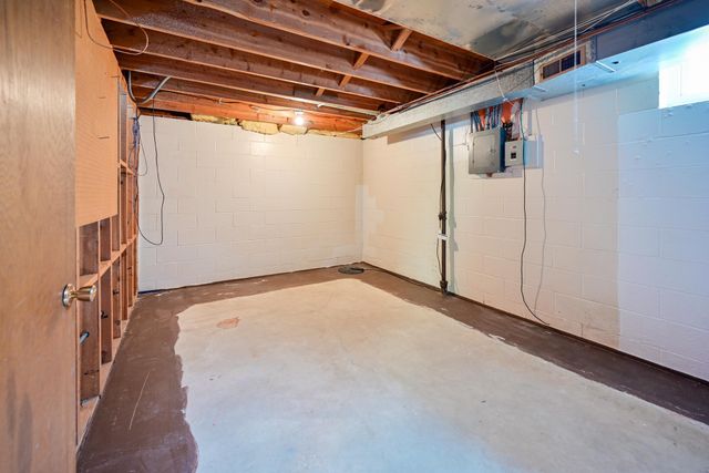 2601 Brookview Drive, Burnsville, MN 55337