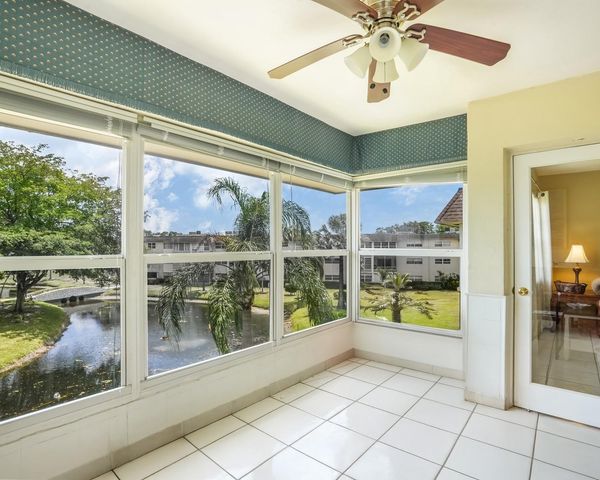 3400 NW 48th Ave 611, Lauderdale Lakes, FL 33319