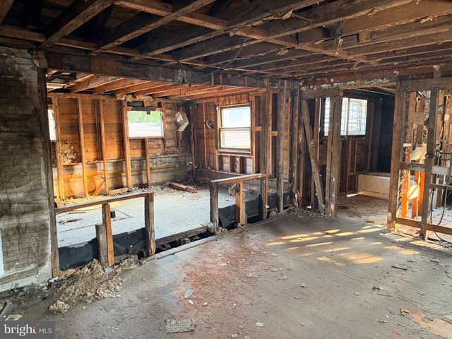 539 CENTRE, Trenton, NJ 08611