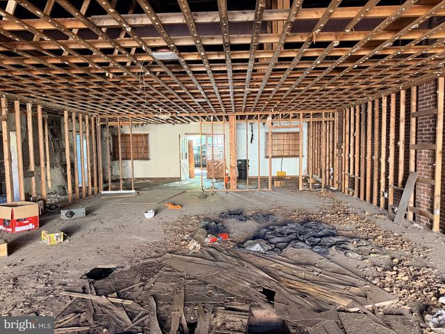 539 CENTRE, Trenton, NJ 08611
