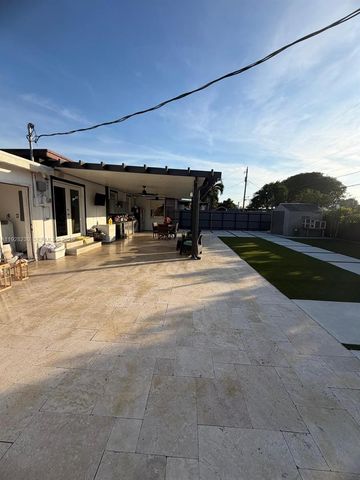 5168 E 8th Ln, Hialeah, FL 33013