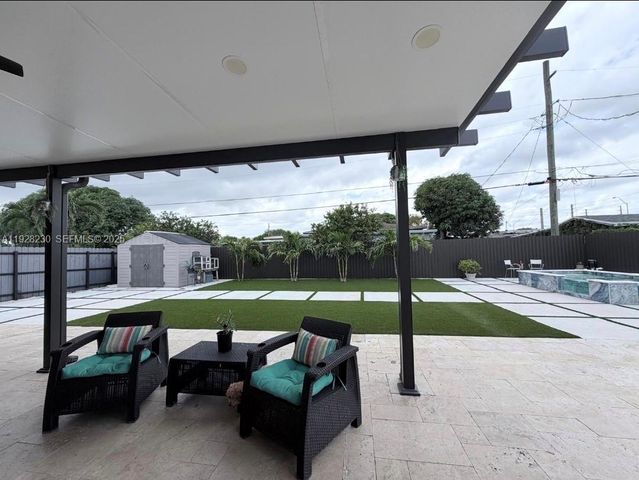 5168 E 8th Ln, Hialeah, FL 33013