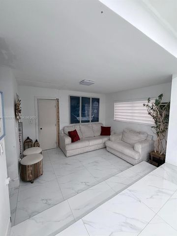 5168 E 8th Ln, Hialeah, FL 33013