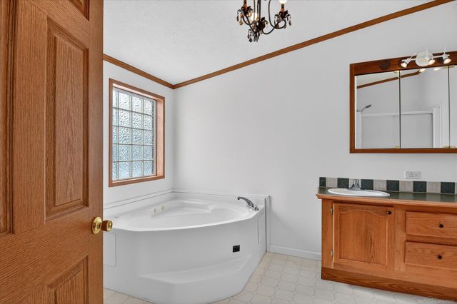 174 Meadow Lane, Port Huron Twp, MI 48060