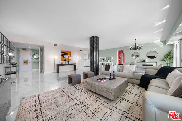 6250 Hollywood Boulevard 12F, Los Angeles, CA 90028