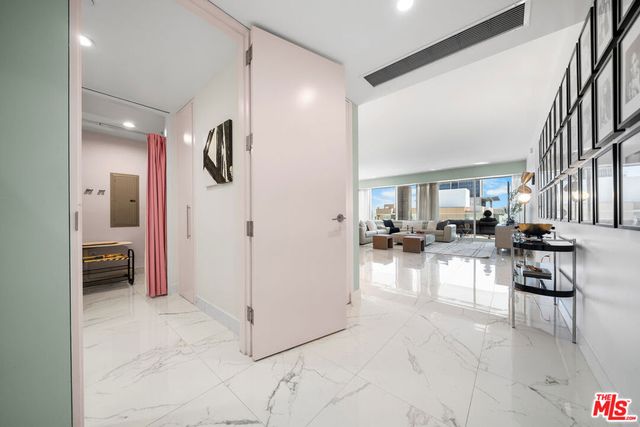 6250 Hollywood Boulevard 12F, Los Angeles, CA 90028