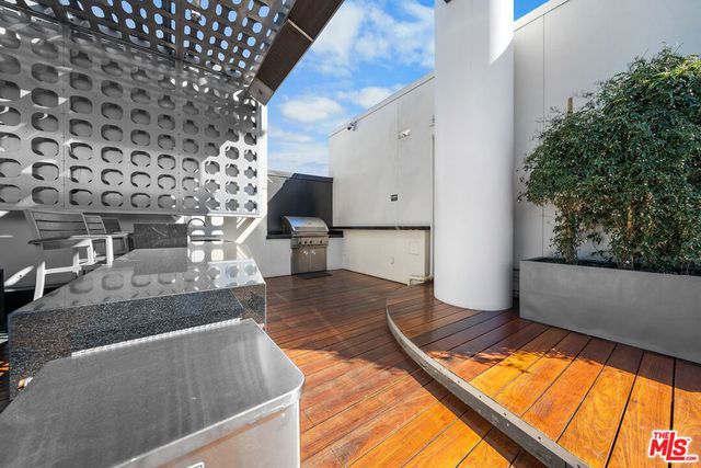 6250 Hollywood Boulevard 12F, Los Angeles, CA 90028