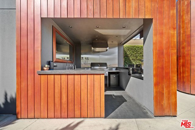 6250 Hollywood Boulevard 12F, Los Angeles, CA 90028