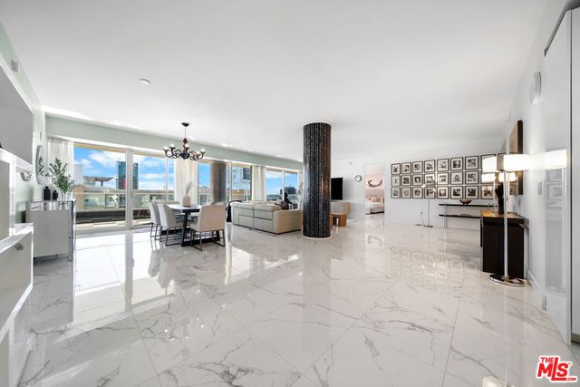 6250 Hollywood Boulevard 12F, Los Angeles, CA 90028