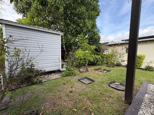 9920 Jamaica Dr, Cutler Bay, FL 33189