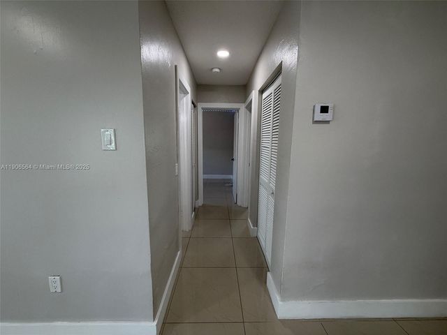 9920 Jamaica Dr, Cutler Bay, FL 33189