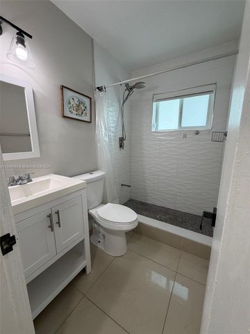 9920 Jamaica Dr, Cutler Bay, FL 33189