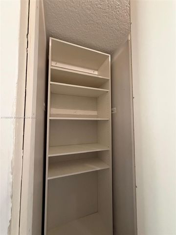 9920 Jamaica Dr, Cutler Bay, FL 33189