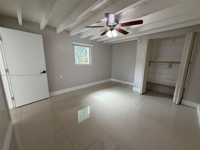 9920 Jamaica Dr, Cutler Bay, FL 33189