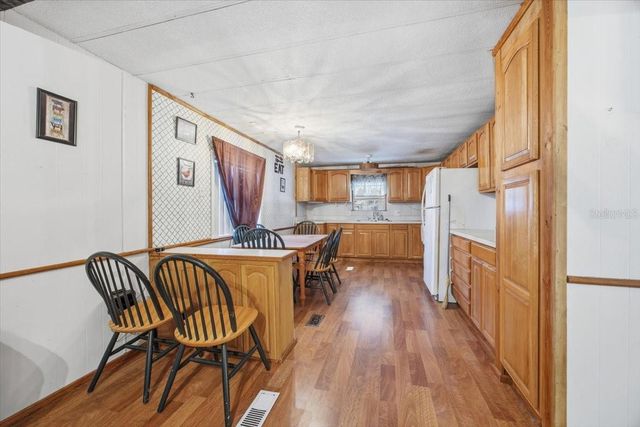 10513 LYNNWOOD AVENUE, Lake Wales, FL 33898